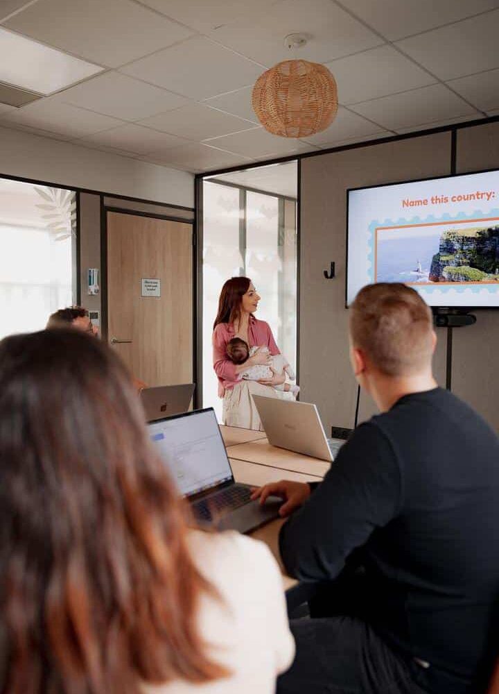 Allaiter en public grâce au soutien-gorge d'allaitement absorbant